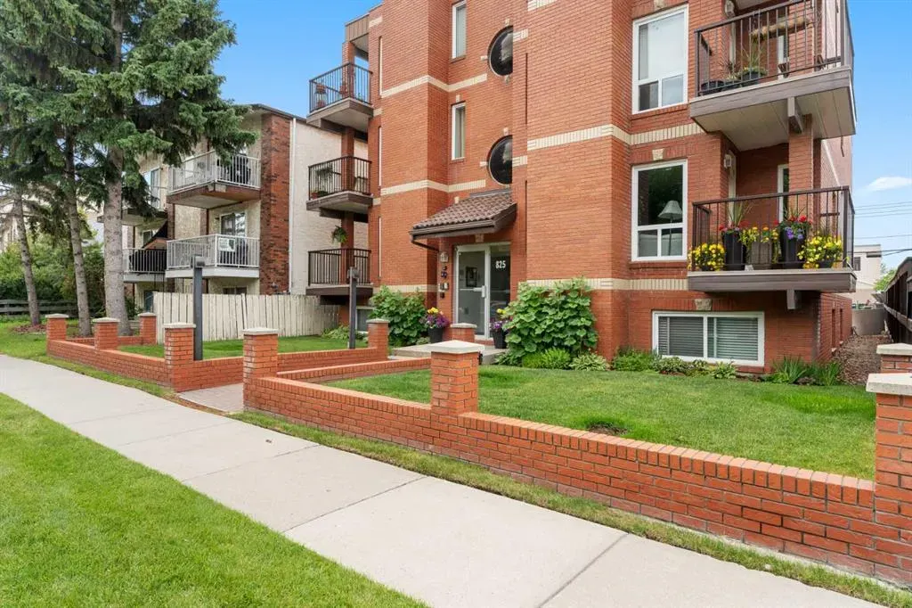 825 4 Street NE, #202