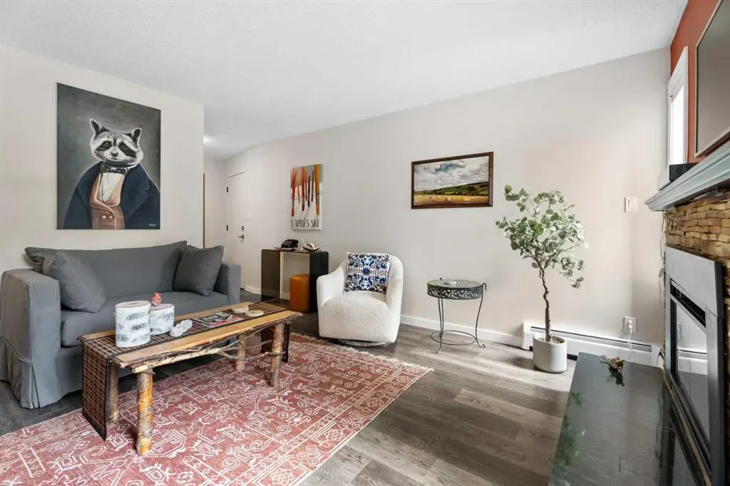 825 4 Street NE, #202