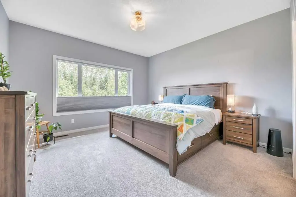 1181 Hillcrest Manor Estates