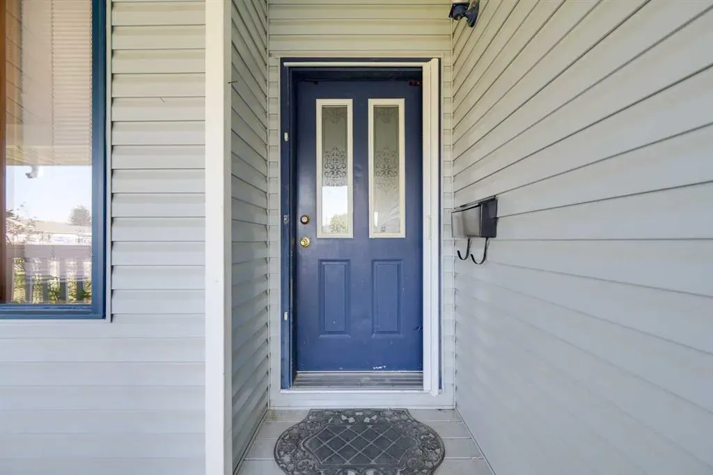 174 Donnelly Crescent