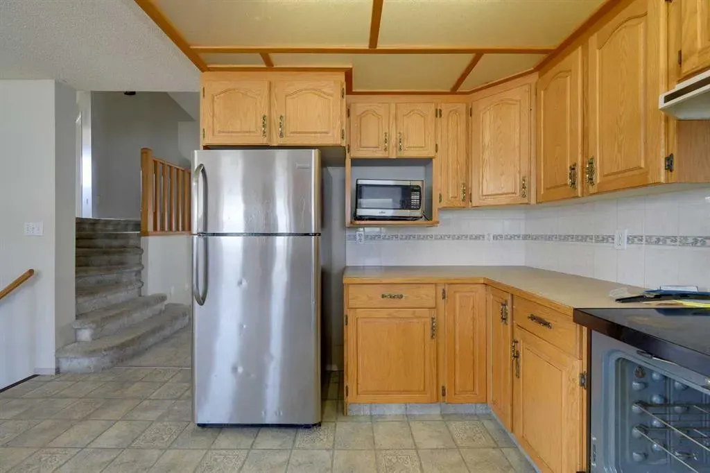 174 Donnelly Crescent