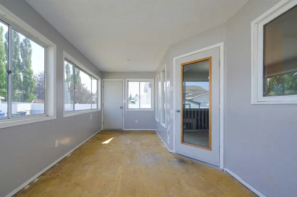 174 Donnelly Crescent