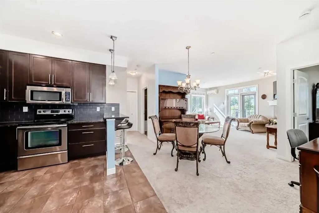 1005B Westmount Drive, #216