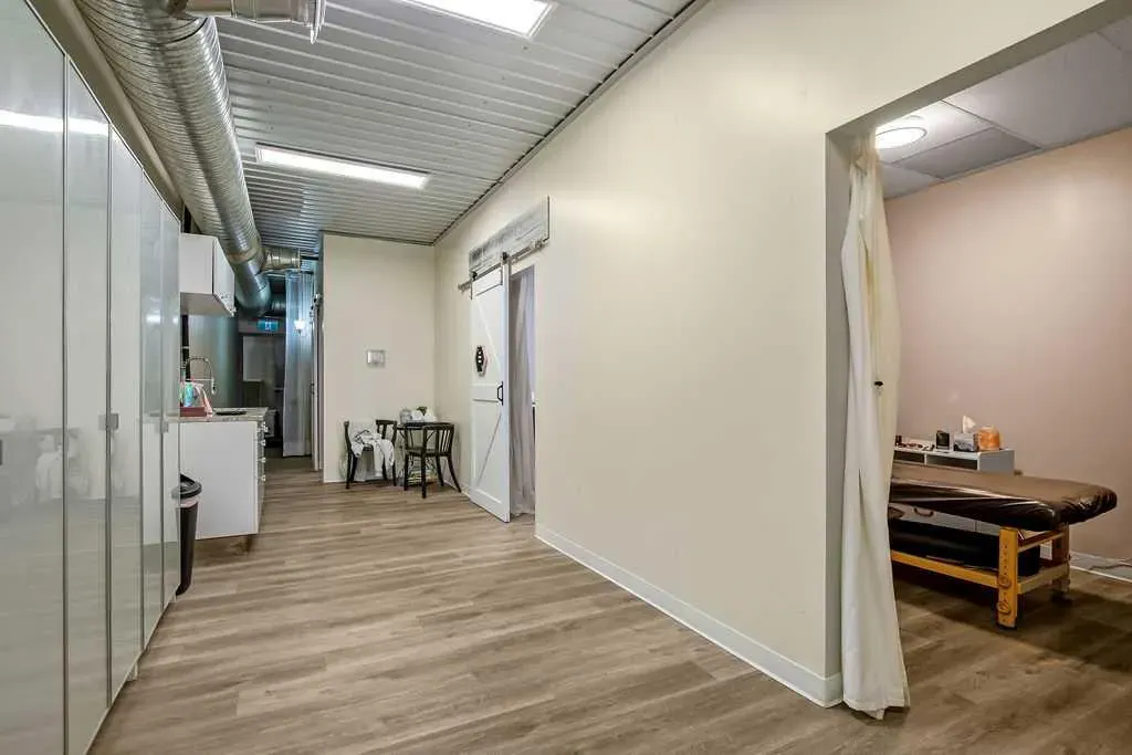 133 5th Avenue SW