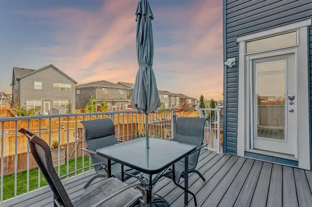 322 Evanston Way NW