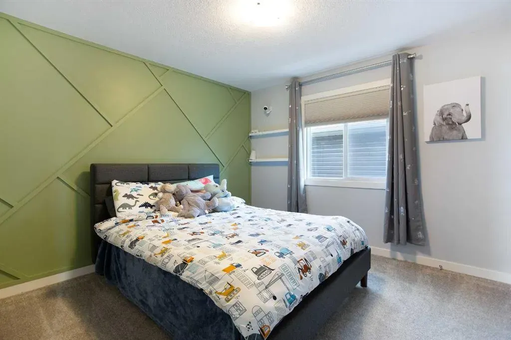 322 Evanston Way NW
