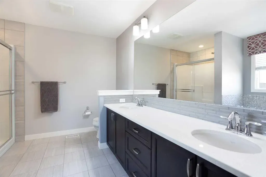 322 Evanston Way NW