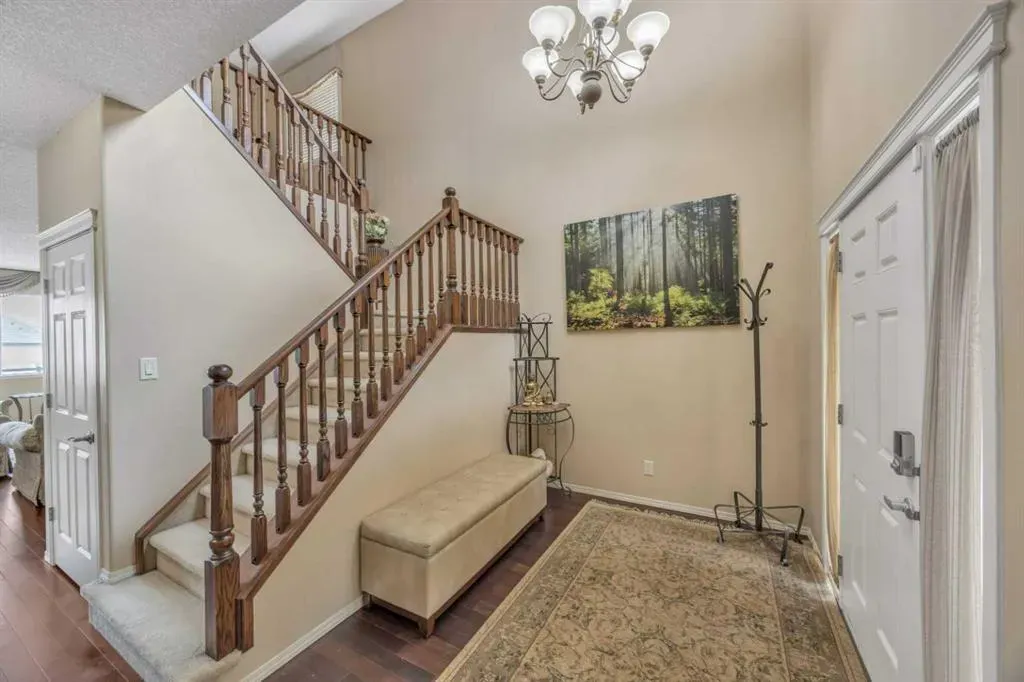 360 Evanspark Circle NW