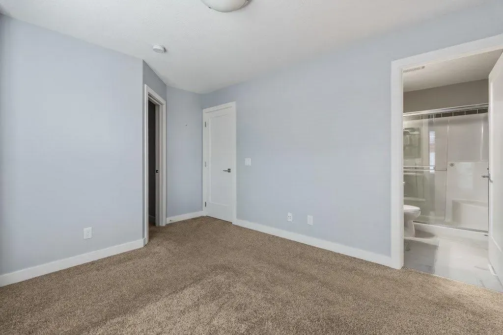 4 Evanscrest Gardens NW