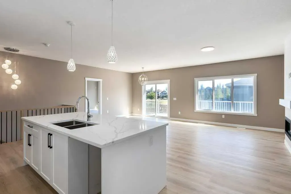 214 Monterey Bay SE