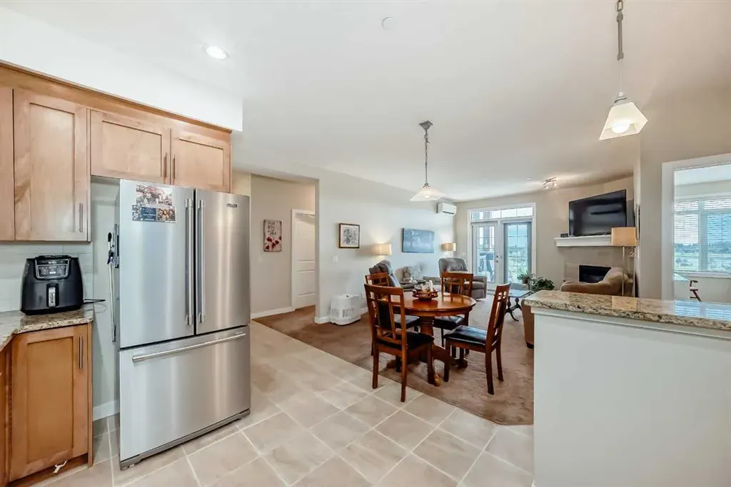 1005B Westmount Drive, #207