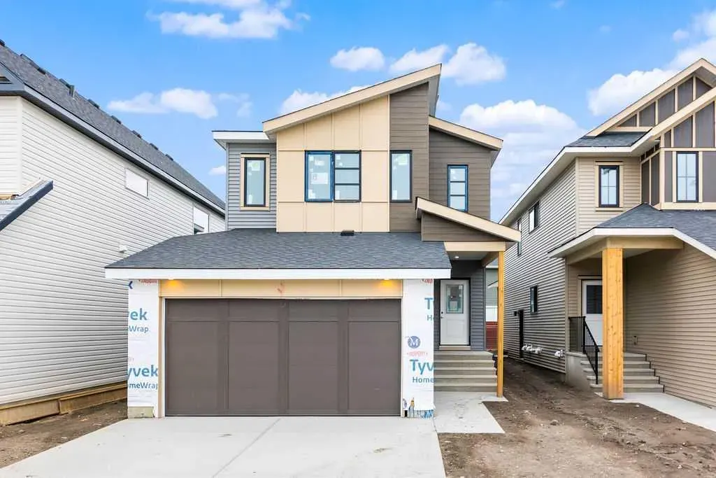 111 Chinook Winds Manor SW