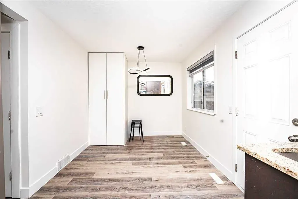 339 Martinbrook Place NE