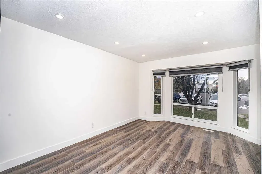 339 Martinbrook Place NE