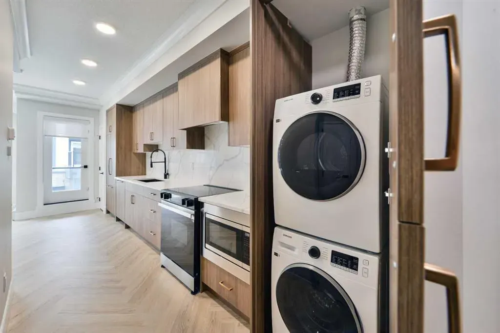 4270 Norford Avenue NW, #1203