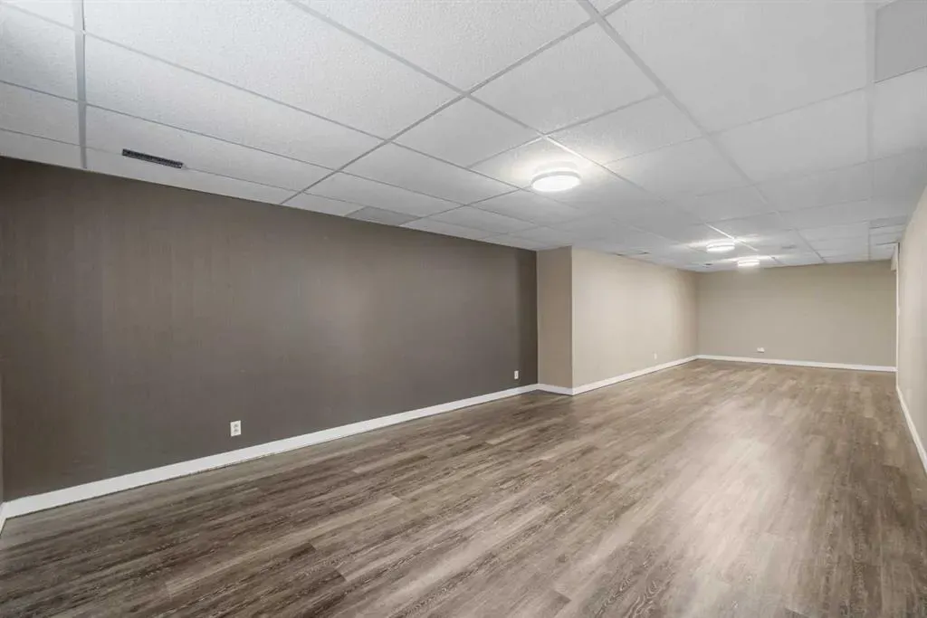 36 Brentwood Drive E
