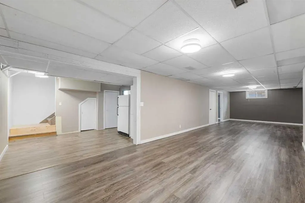 36 Brentwood Drive E