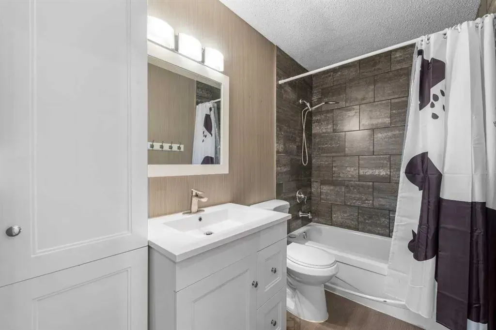 36 Brentwood Drive E