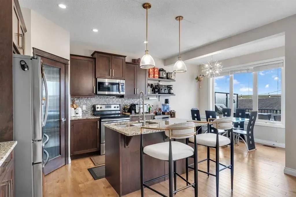 296 Evansborough Way NW