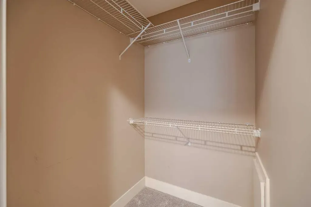 6222 31 Avenue NW, #3