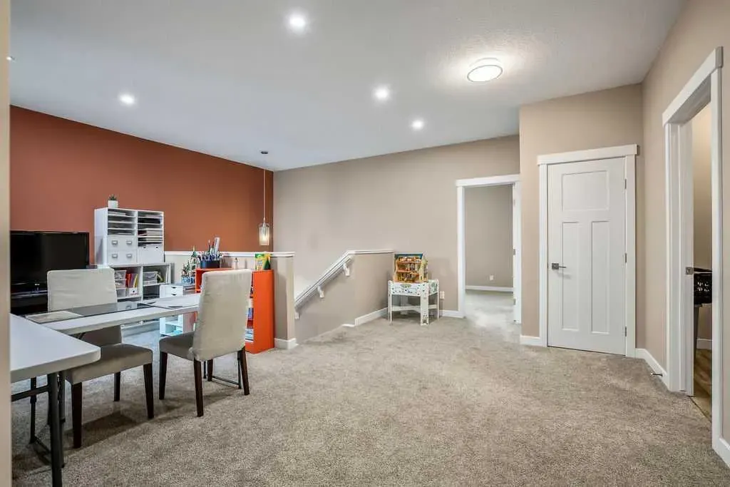 1918 High Park Circle NW