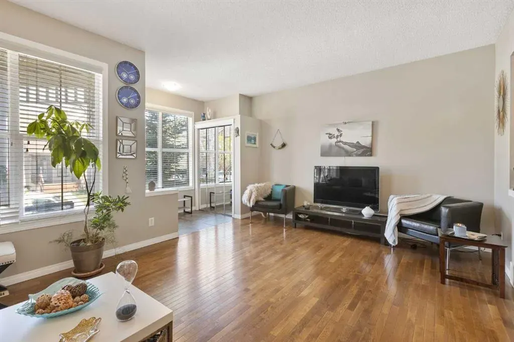 57 Auburn Bay View SE