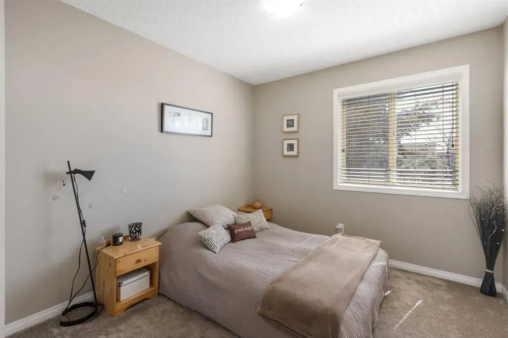57 Auburn Bay View SE