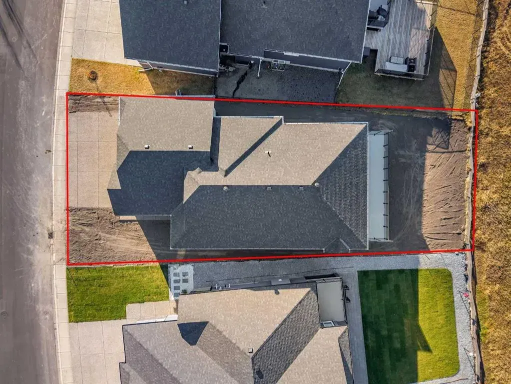 569 Muirfield Crescent