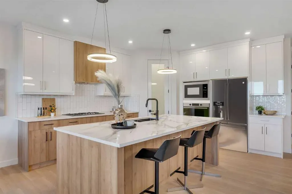 569 Muirfield Crescent