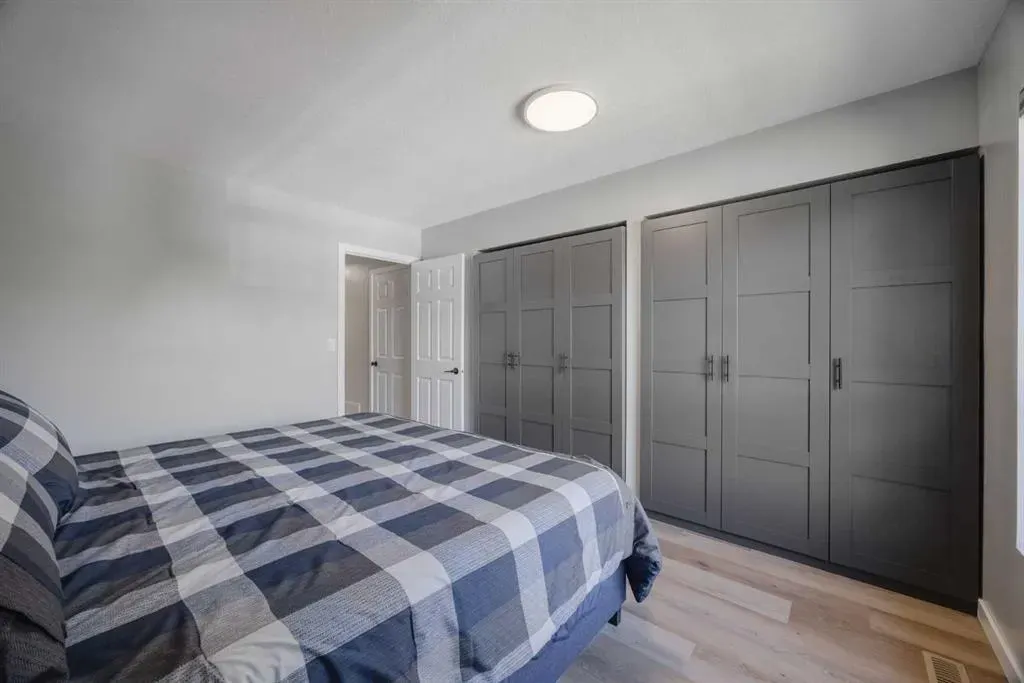 707 Westmount Drive, #12