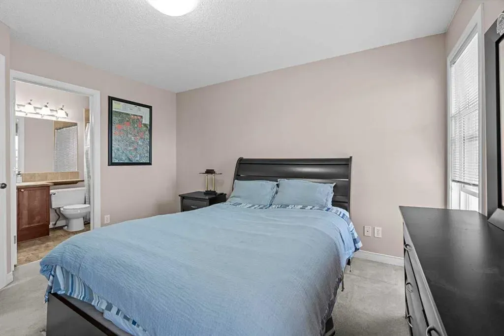 89 Crystal Shores Heights