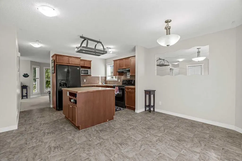 89 Crystal Shores Heights