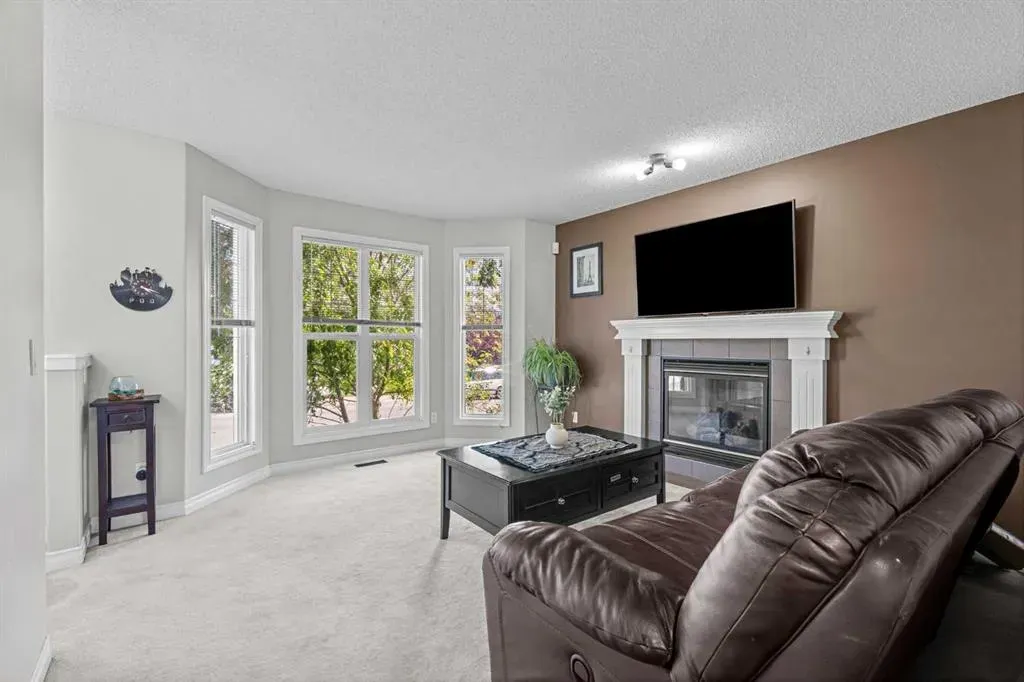 89 Crystal Shores Heights