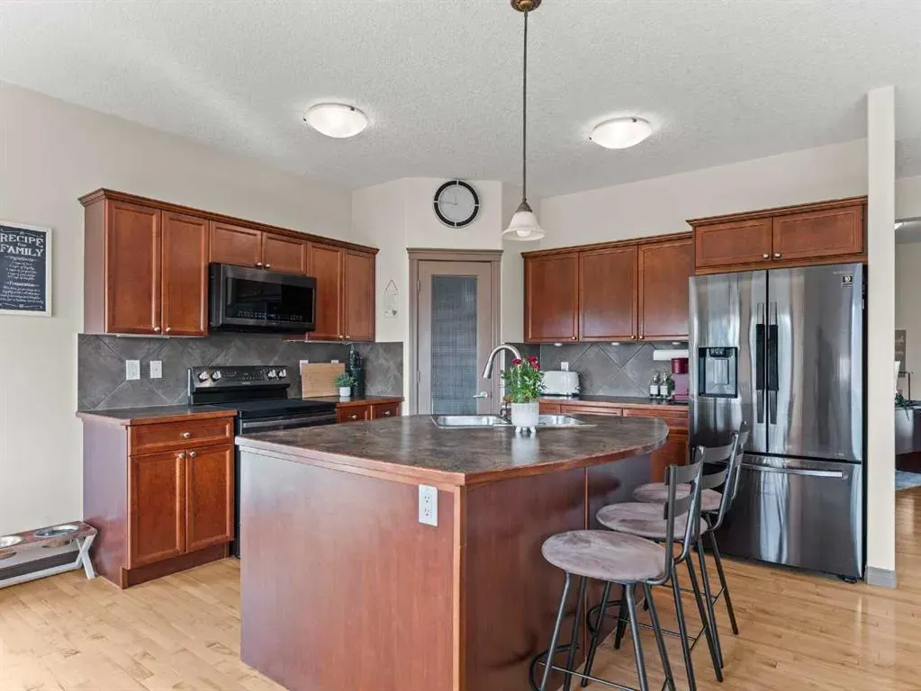 95 Crystal Shores Road