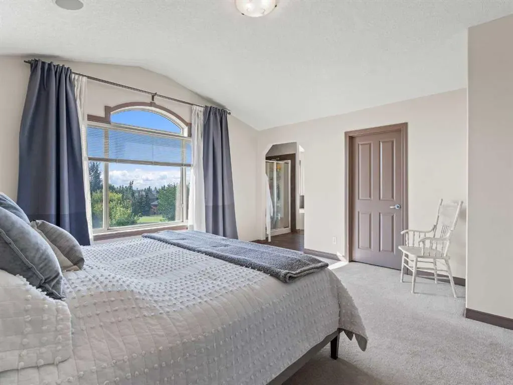 95 Crystal Shores Road