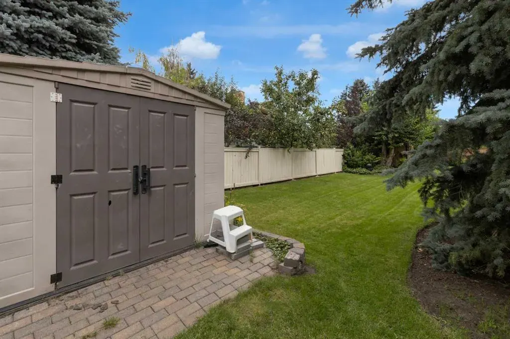 120 Deercross Road SE