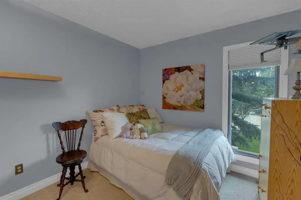 120 Deercross Road SE