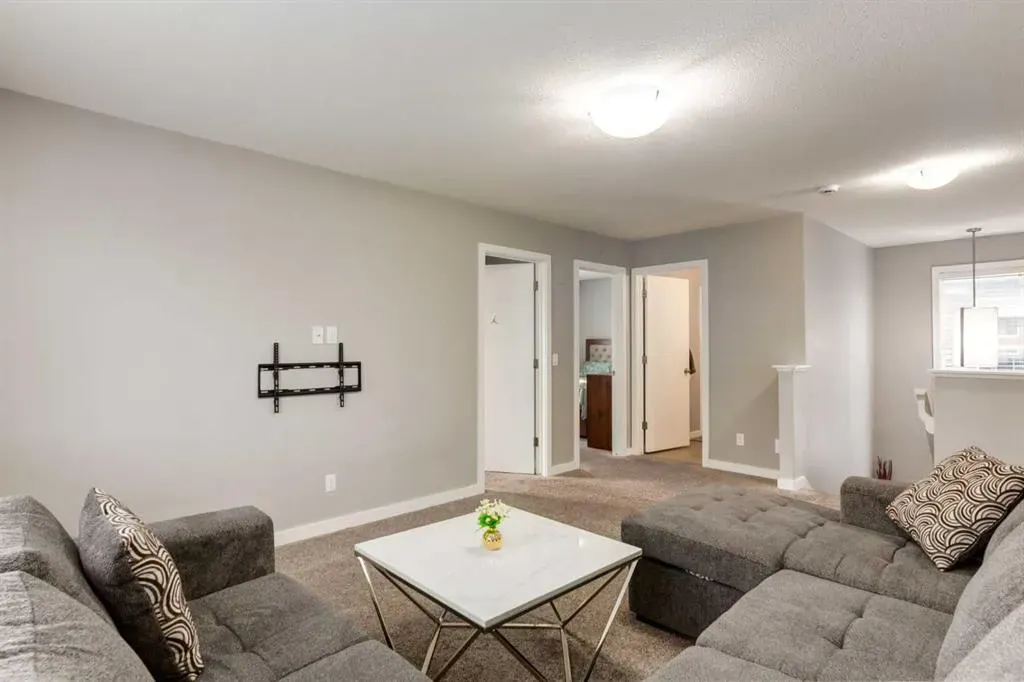 165 Bayside Loop SW