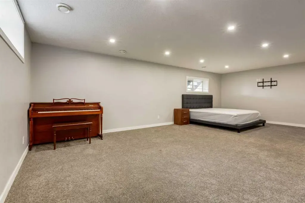 165 Bayside Loop SW