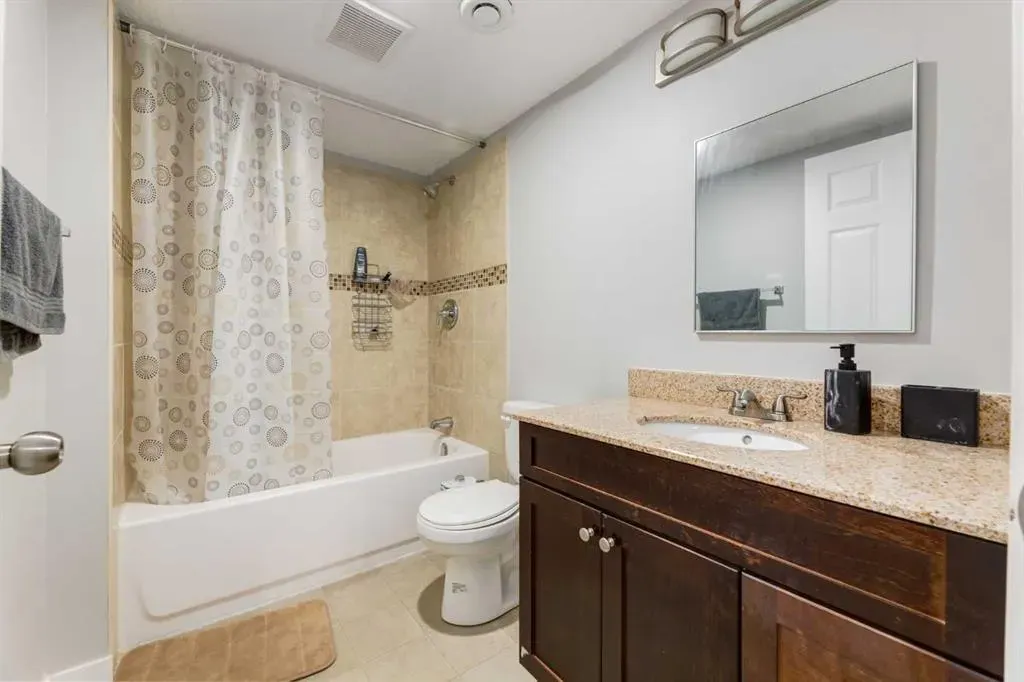 165 Bayside Loop SW