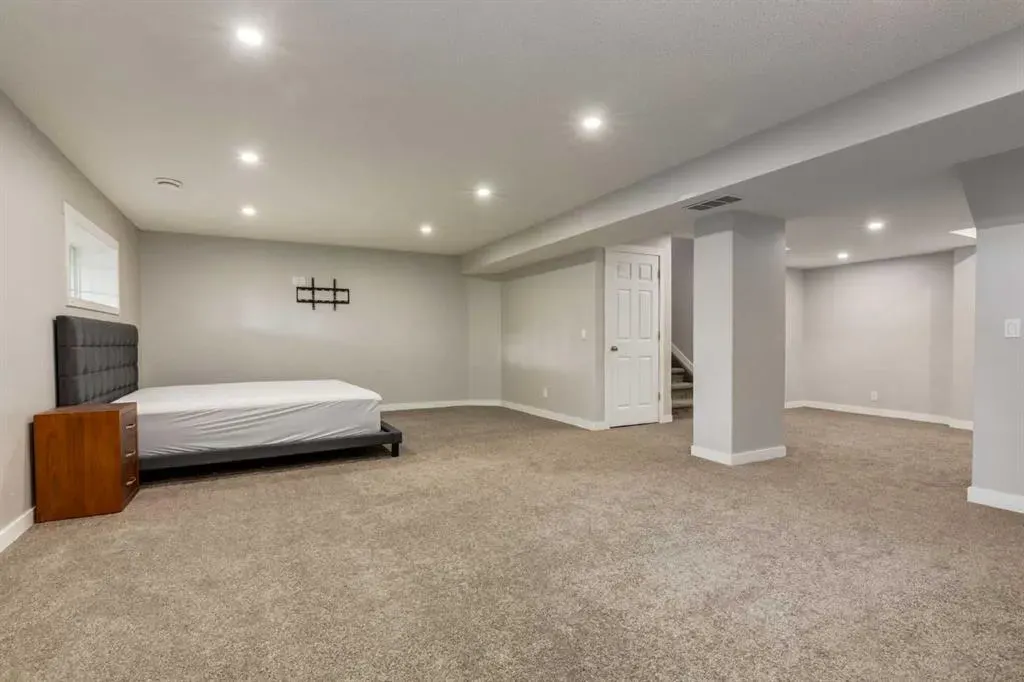 165 Bayside Loop SW