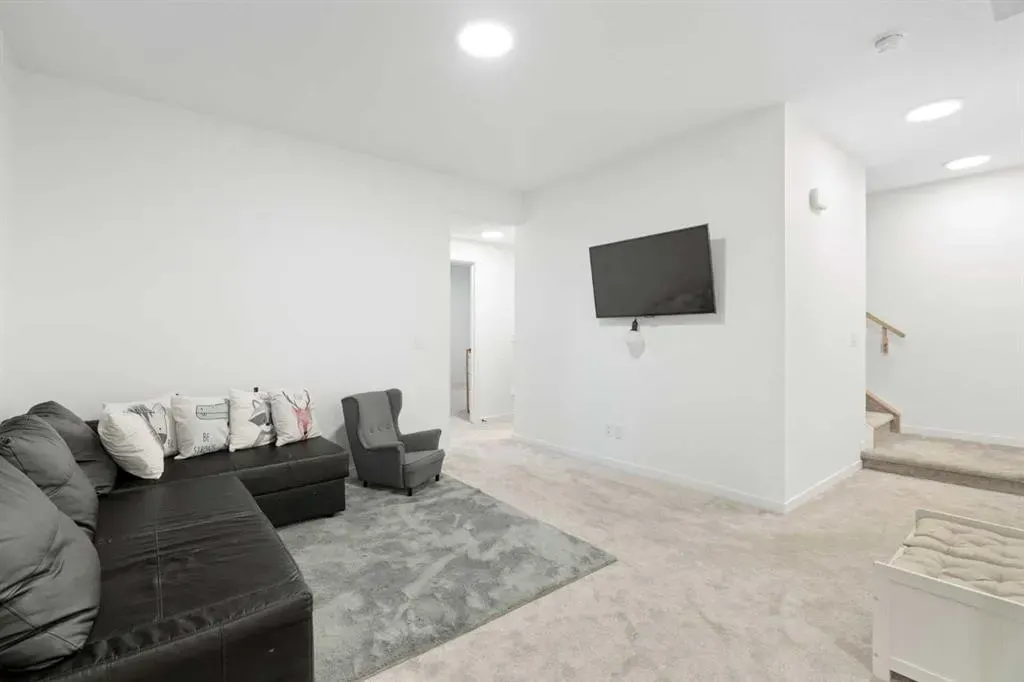 36 Magnolia Bay SE