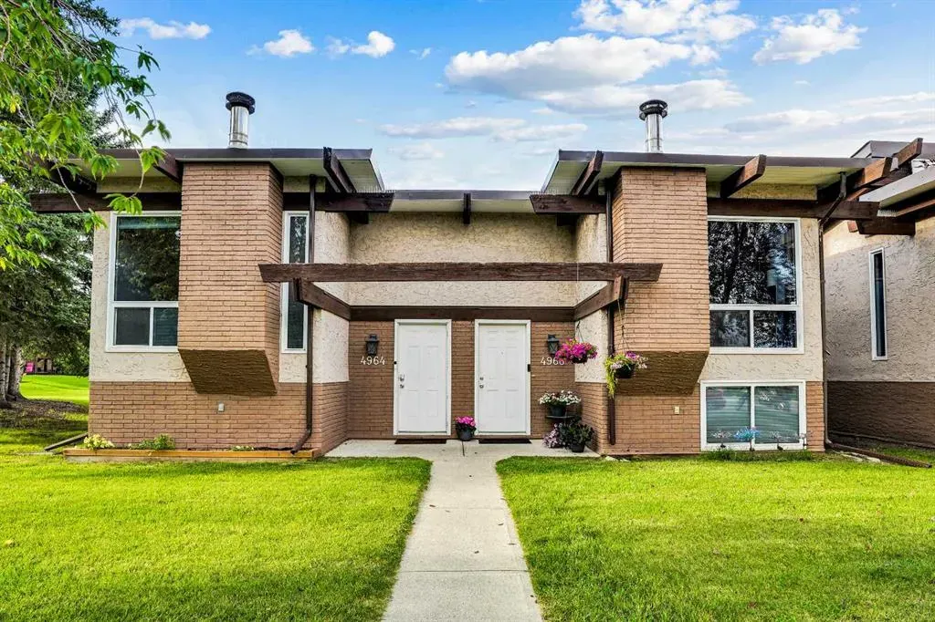 4964 Rundlewood Drive NE
