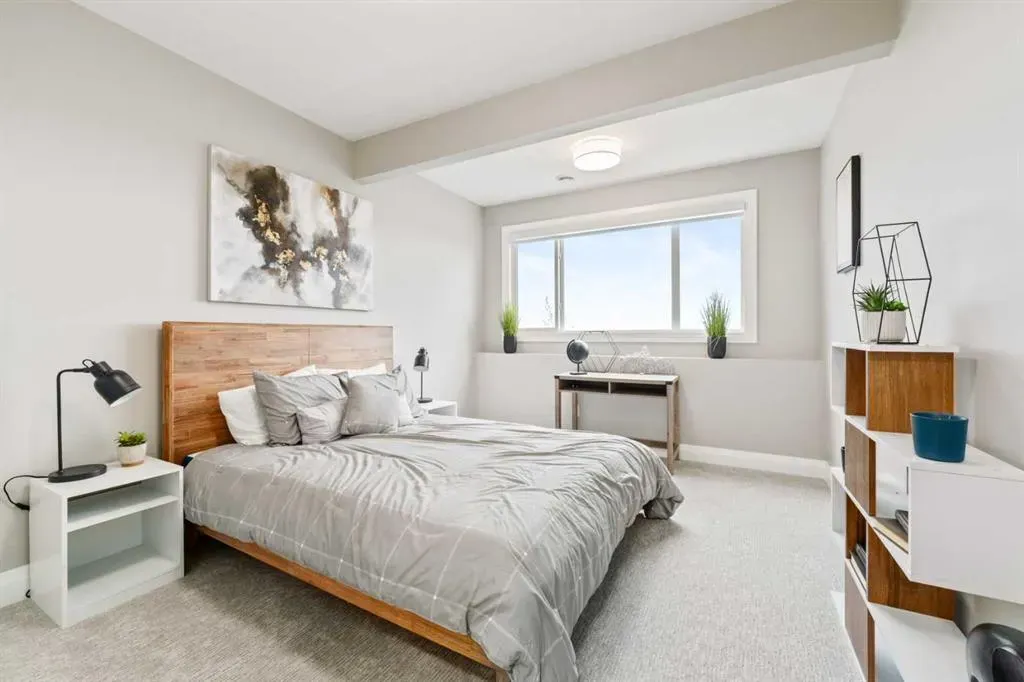 33 North Bridges Landing