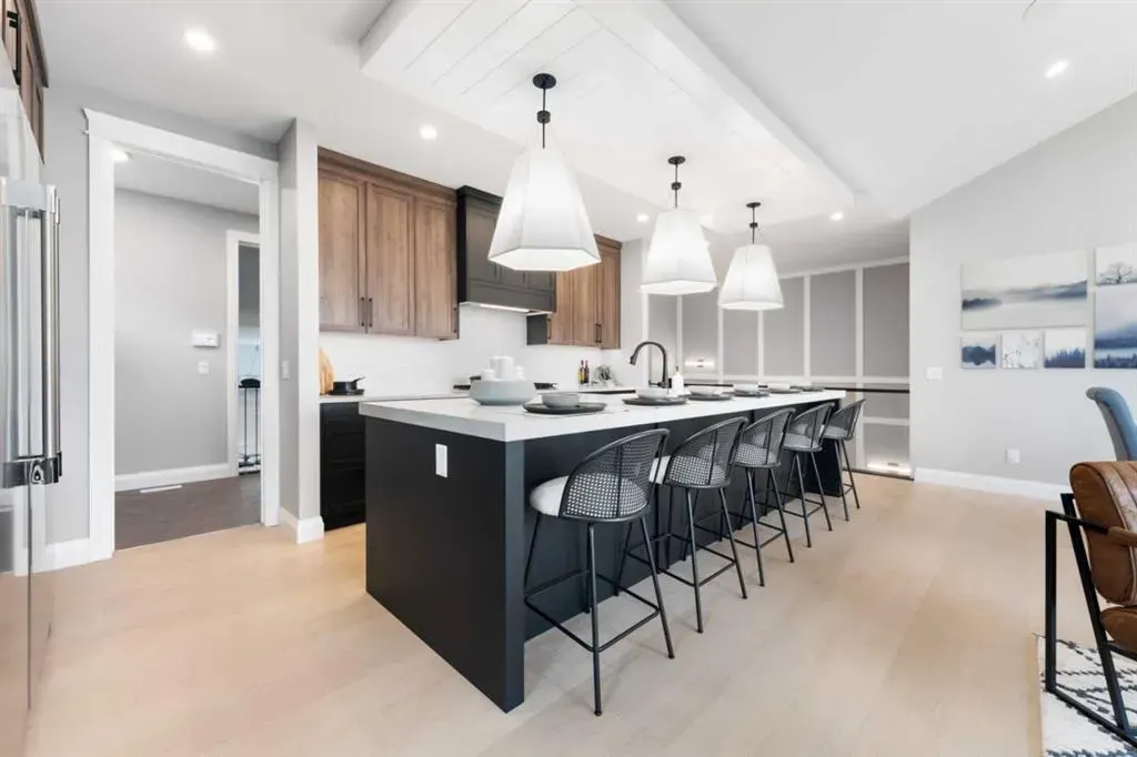 33 North Bridges Landing