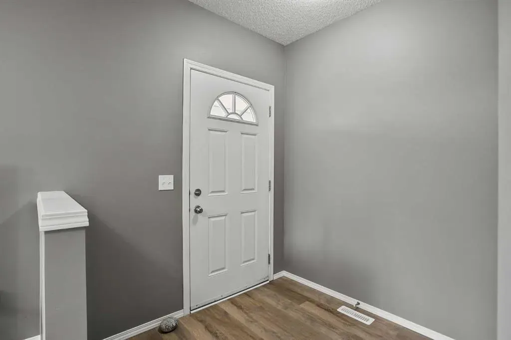 701 Prairie Sound Circle NW