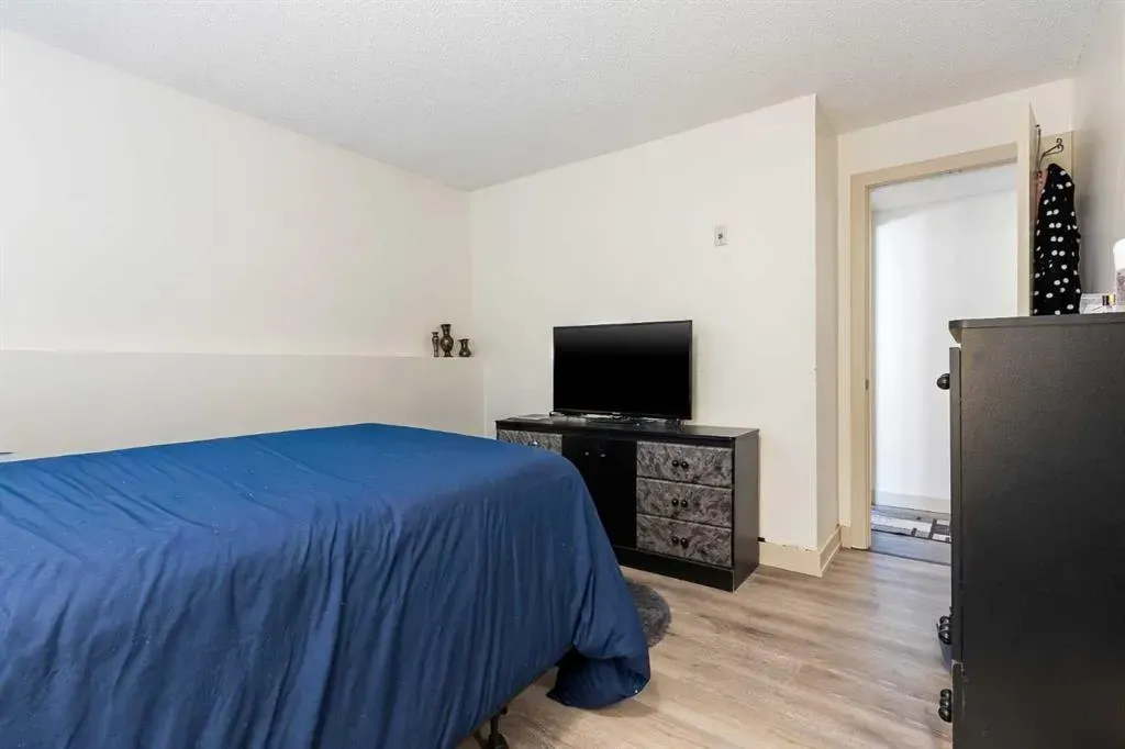 1836 12 Avenue SW, #103