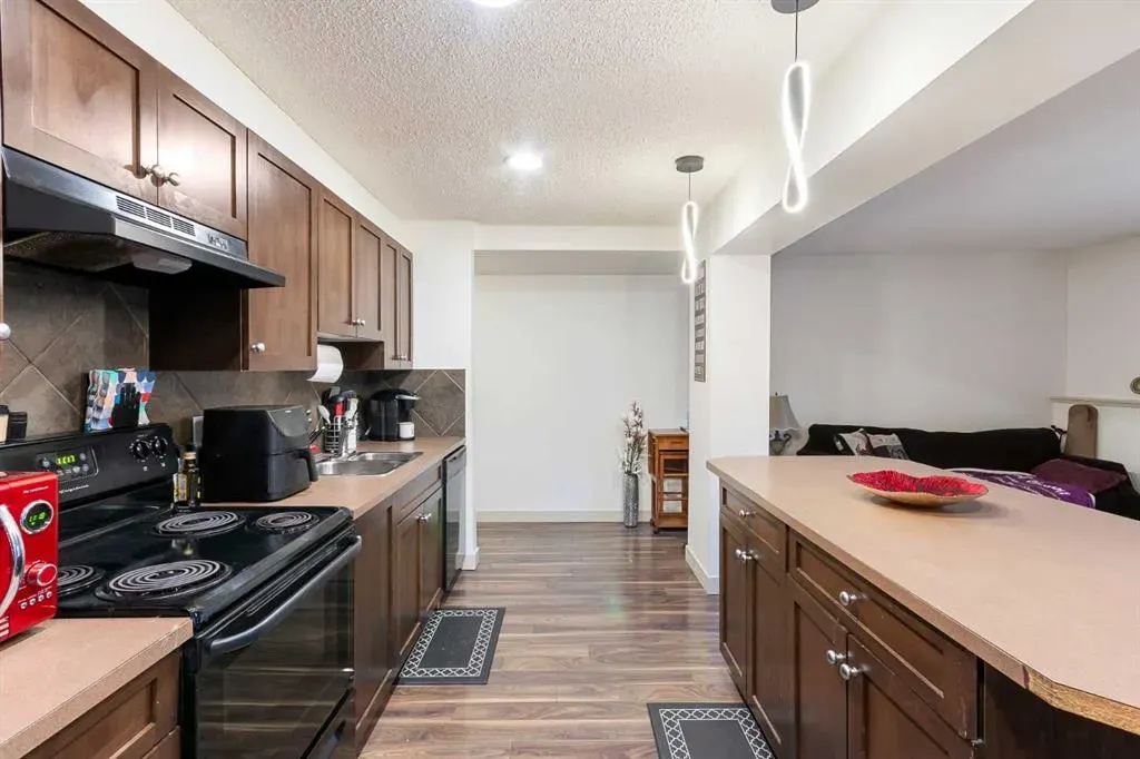1836 12 Avenue SW, #103