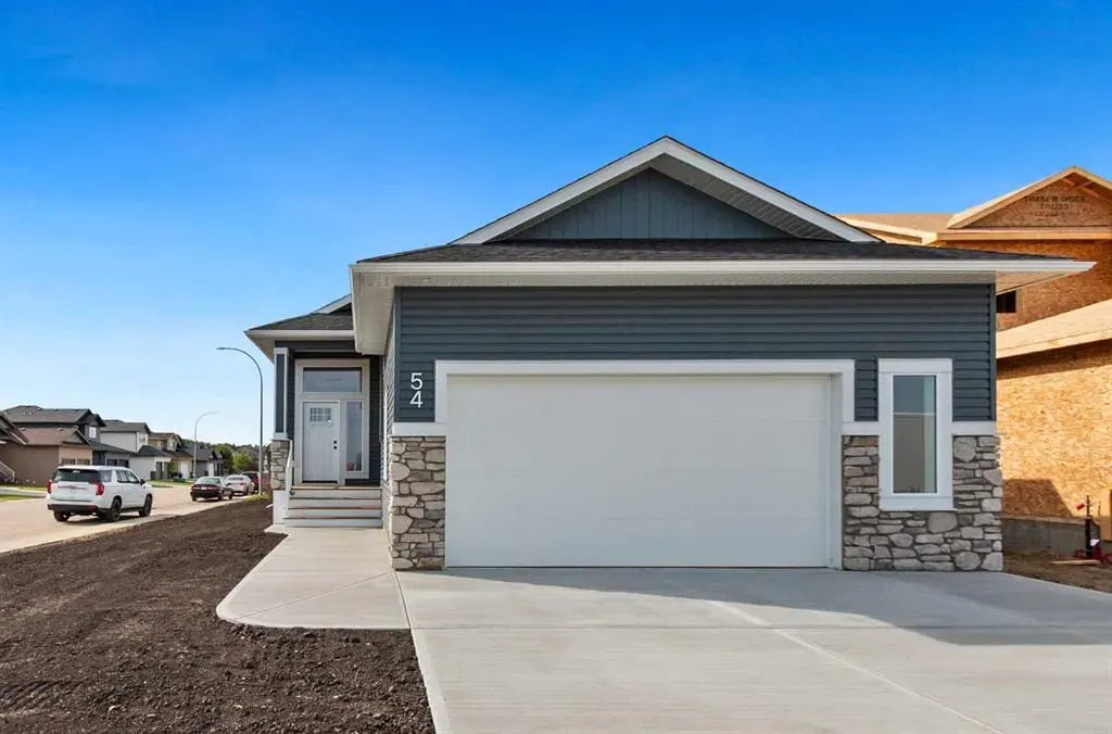 54 Vincent Crescent