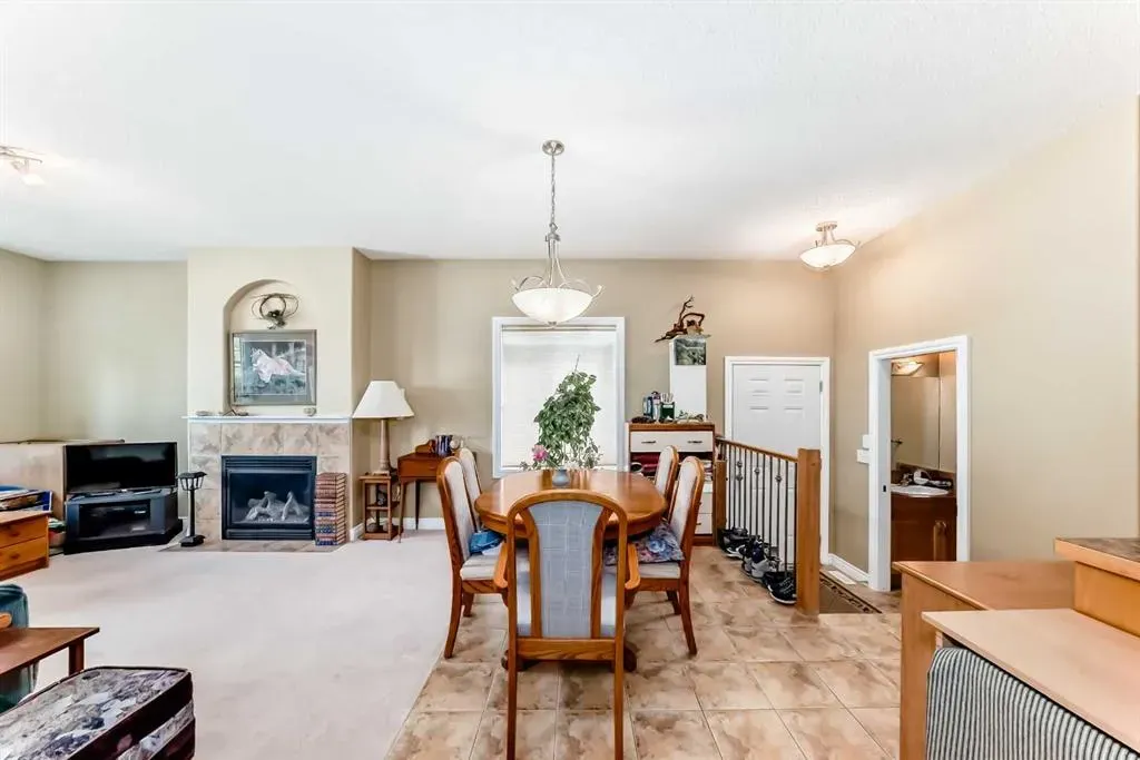 121A 5 Avenue
